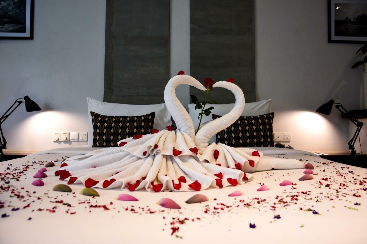 Hillocks Hotel & Spa Siem Reap Bagian luar foto