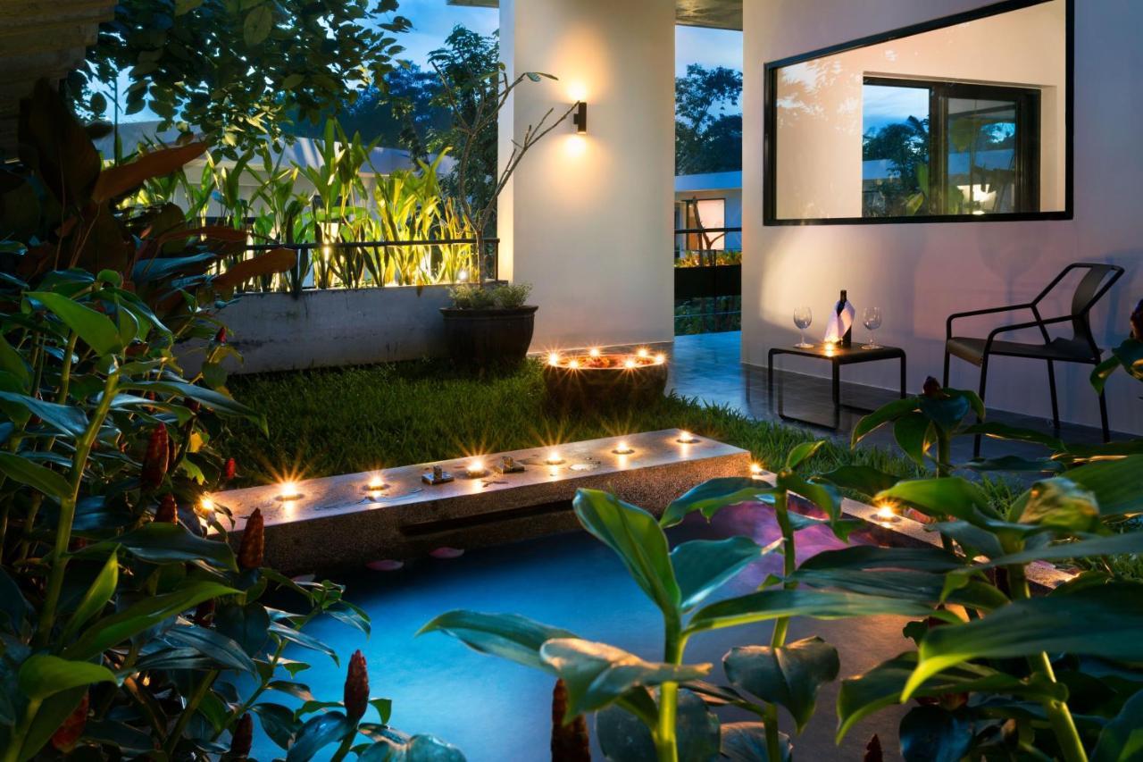 Hillocks Hotel & Spa Siem Reap Bagian luar foto